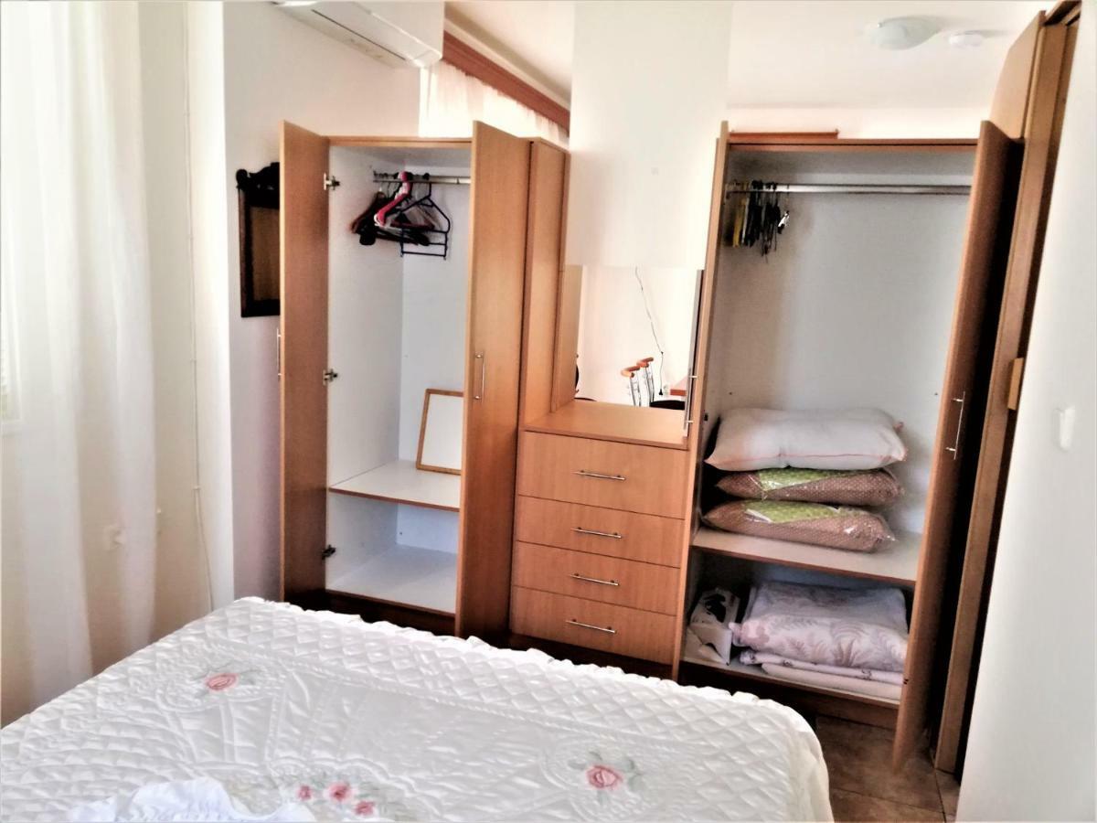 Kalamata Downtown Apartment Exterior photo